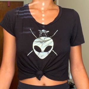 Alien tie front crop top